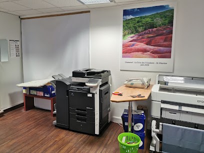 Les Petits Papiers Loudunais, Reprographe à Loudun