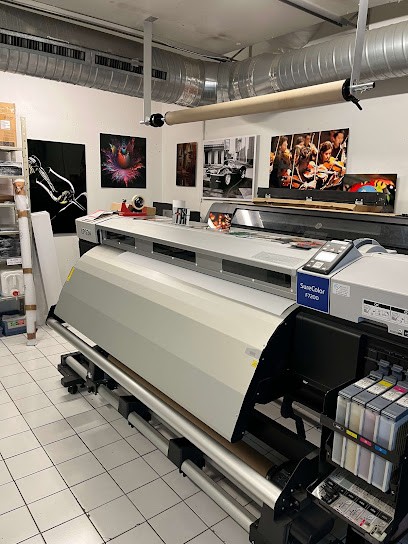 Expograph : Signalétique, Décoration Et Communication Visuelle, Imprimeur à Vanves